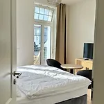 Hotel Kapitanshaus Lagune *